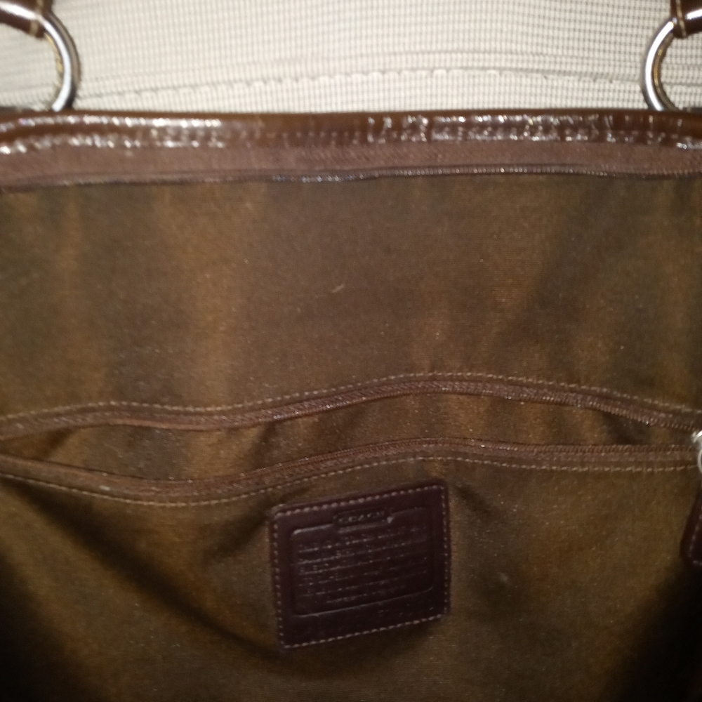 Coach purse - Picture 3 of 3